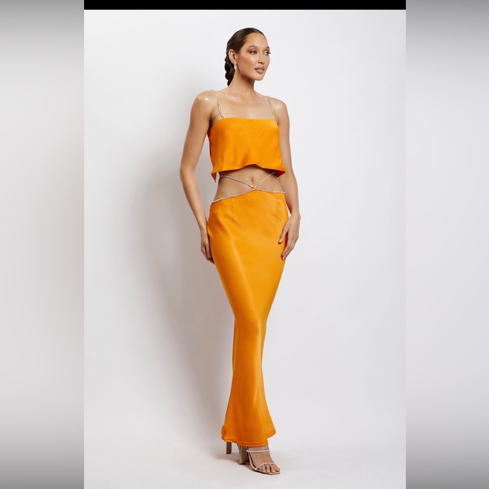 MESHKI Dayana Diamanté maxi skirt and straight cut crop top set
Manderin...